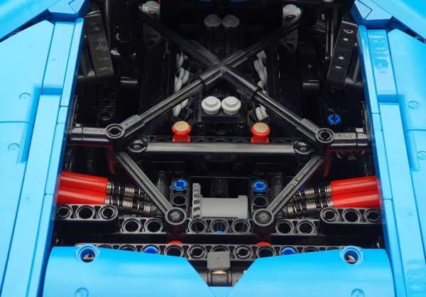 DoubleE / CADA 770-4 Lamborghini Centenario 1:8 hypercar 8