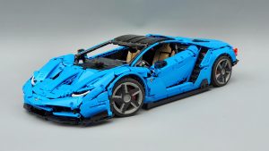 DoubleE / CADA C61041 Lamborghini Centenario 1:8 hypercar 0