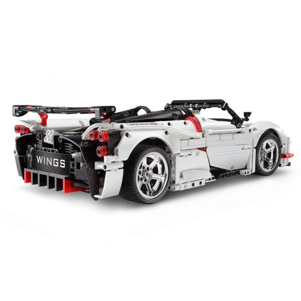 Cada C63002 Motorized High-Tech Pagani Super Car Technician